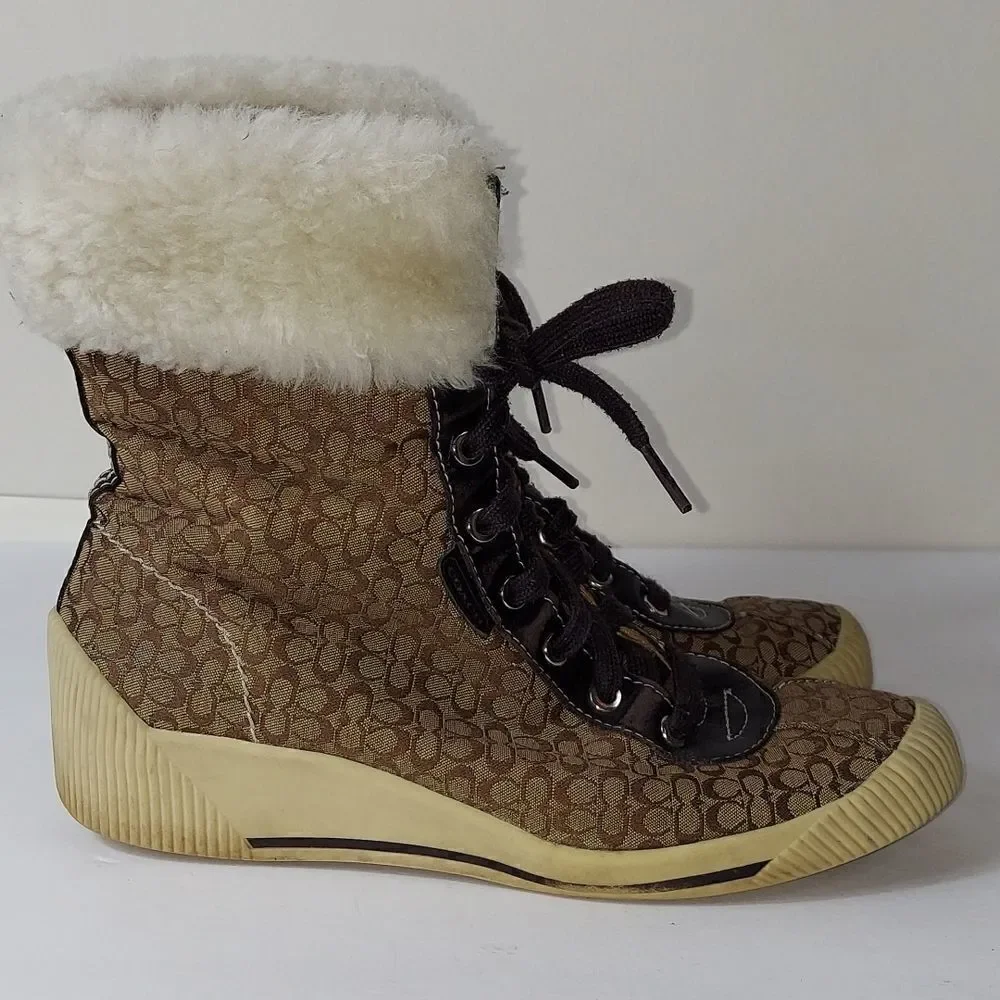 Coach Nancy Signature Fur Trim Boots Sz 6.5